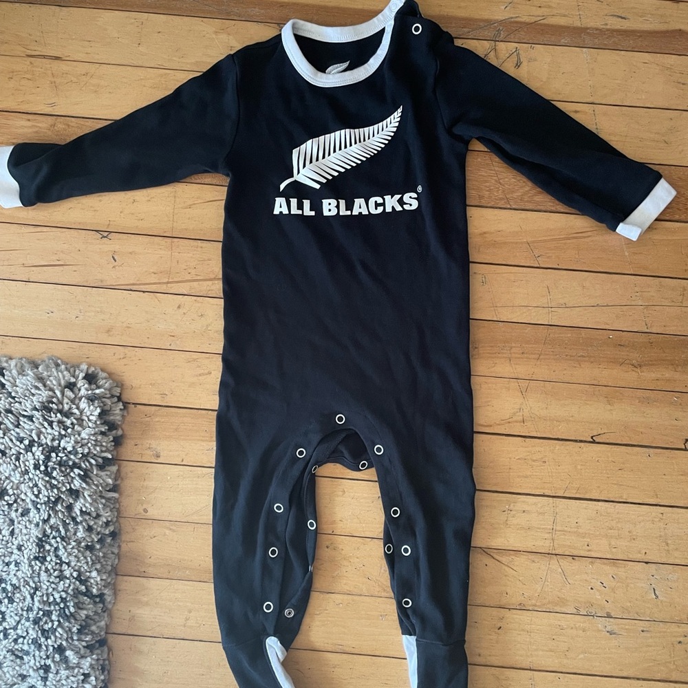 New Zealand All Blacks onesie 18-24 month